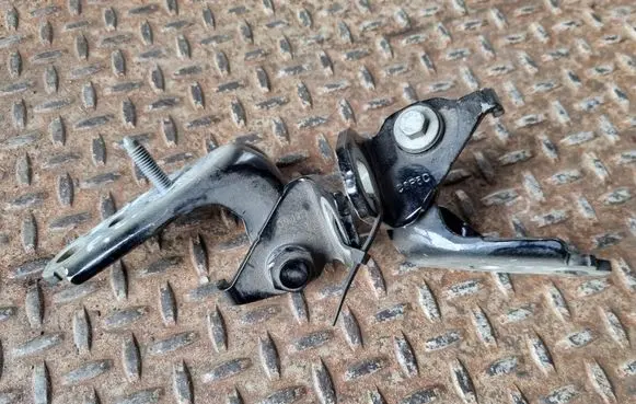 Ford Kuga II Front door hinge set CJ54S22801AC CJ54S22811AC
