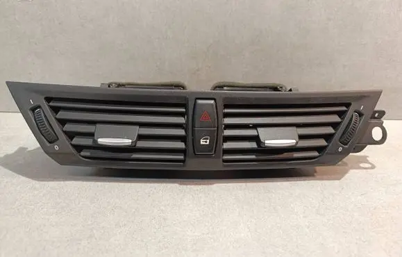 BMW X1 E84 Dash center air vent grill 64222991235