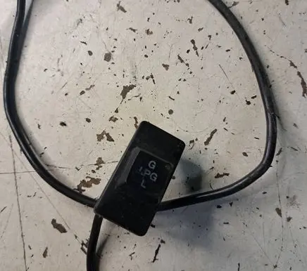 Volvo 850 Fuel (gas) shift switch 9128211