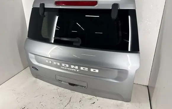 Ford Bronco Tailgate/trunk/boot lid M1PZ78422A12D M1PZ78422A12B