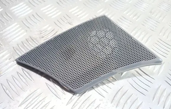 Side speaker trim/cover