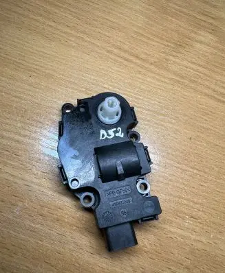 Land Rover Range Rover Evoque L538 A/C air flow flap actuator/motor PPGF50 D52