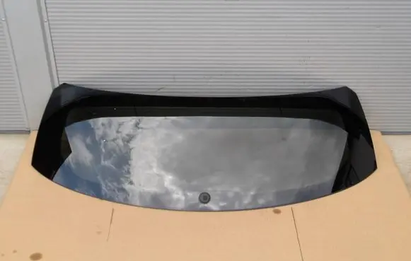 Opel Grandland X Rear windscreen/windshield window