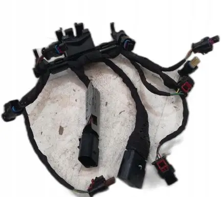 Volkswagen Golf VIII Fuel injector wires 06N971627B
