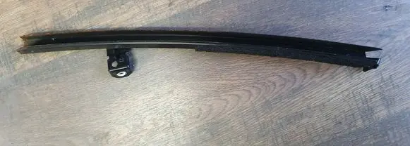 Mazda 2 Rear door windshield rail 