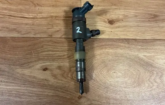 Fuel injector