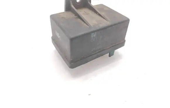 Citroen Xsara Glow plug pre-heat relay 9639912580
