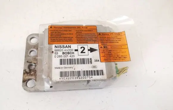 Nissan Primera Airbag control unit/module 98820av200 0285001420
