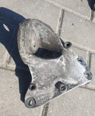 Audi A6 S6 C6 4F Gearbox mounting bracket 4F0399113B