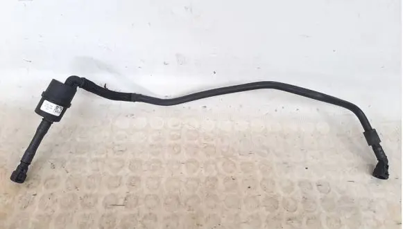 BMW X3 G01 Breather hose/pipe 8677760 13908677760