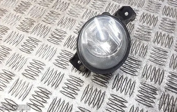 Renault Clio III Front fog light 8200002470