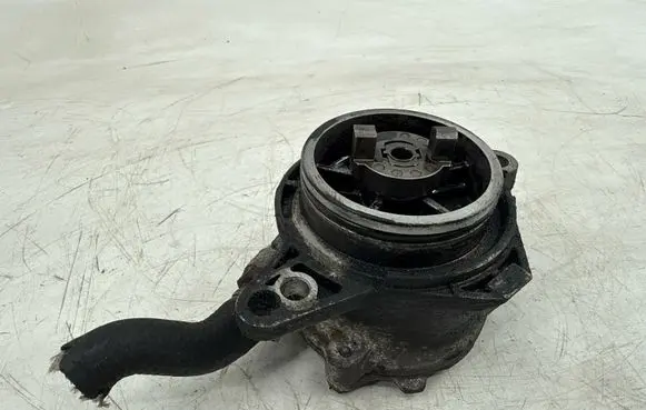 Vacuum pump