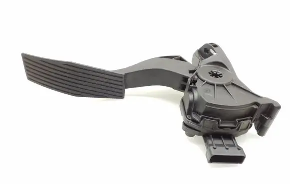 Opel Insignia A Accelerator throttle pedal 13237352