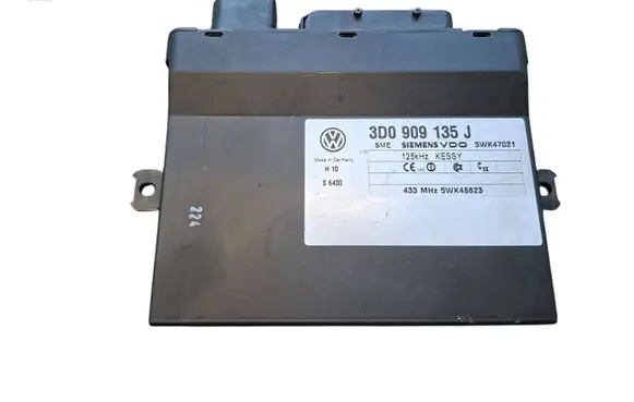 Volkswagen Touareg I Keyless (KESSY) go control unit/module 3D0909135J 5WK47021 5WK48823