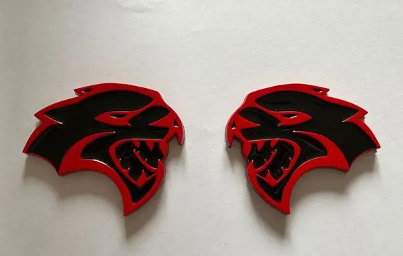 Dodge Challenger Fender model badge letters