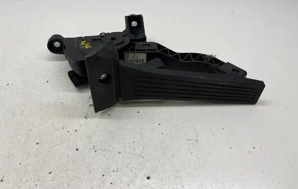 Hyundai i40 Accelerator throttle pedal 327263Z000 327273R300