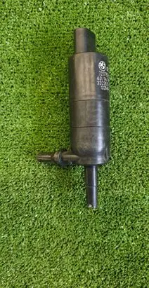 BMW 5 GT F07 Headlight washer pump 7217792