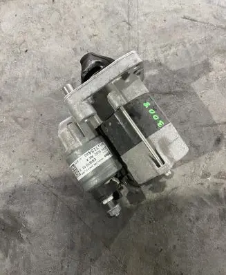 Peugeot 3008 II Starter motor 9812715480