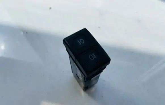 Mazda Premacy Fog light switch 