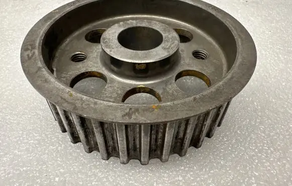 Audi A8 S8 D2 4D Timing chain sprocket 057130111A 057130111