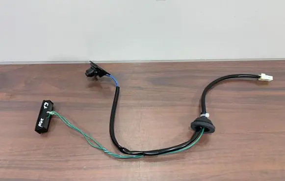 Subaru Forester SK Tailgate opening switch 