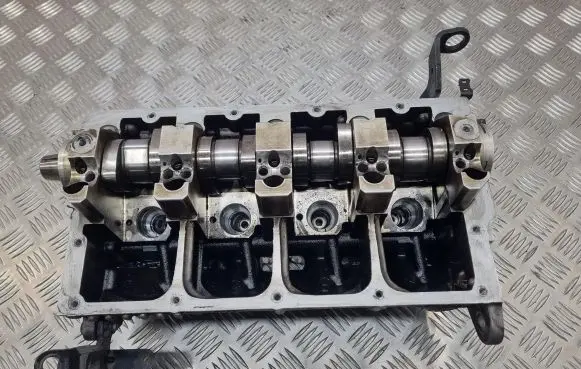 Engine head