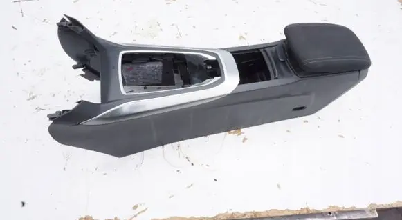 Peugeot 308 Panel drawer/shelf pad 