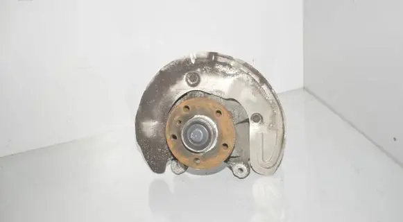 BMW 2 F45 Front wheel hub 6876646 31216876646 6870838