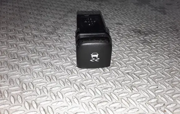 Traction control (ASR) switch
