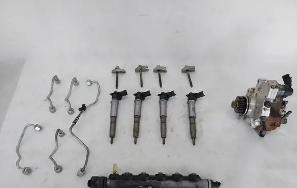 Renault Trafic II (X83) Fuel injector 0445115022 0445010099 0445214153