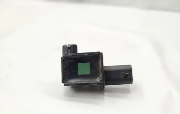 BMW 3 G20 G21 Acceleration sensor 6861319 6861319-01