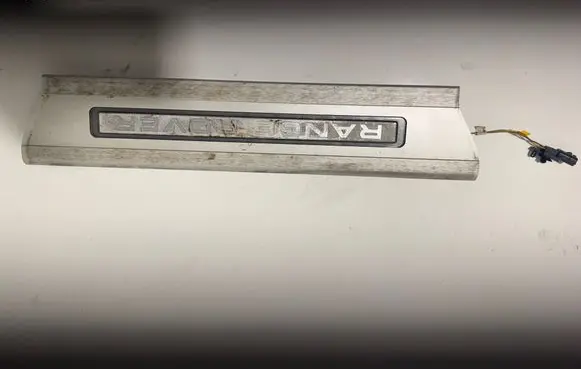 Land Rover Range Rover Sport L494 Front sill trim cover CPLA13200CA