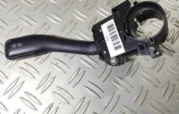 Audi A6 S6 C5 4B Indicator stalk 8L0953513G 2563187