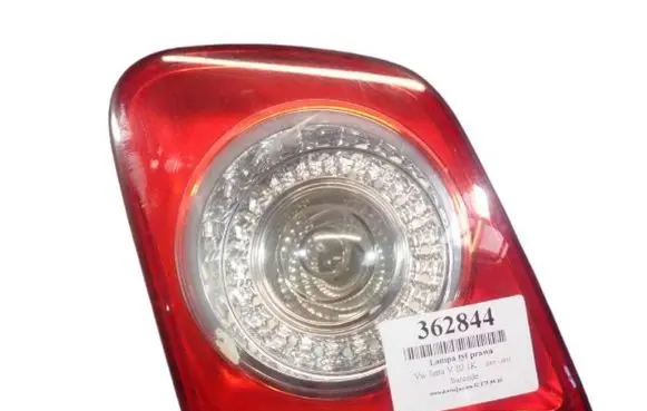 Volkswagen Jetta V Rear/tail lights 1K5945094