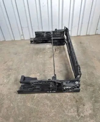 BMW 5 F10 F11 Bottom radiator support slam panel 7804619