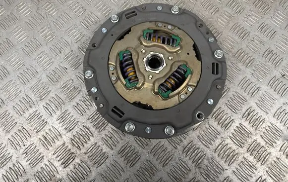 Toyota Prius (XW50) Flywheel 7C170611