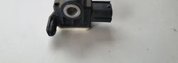 Mitsubishi Outlander Airbag deployment crash/impact sensor