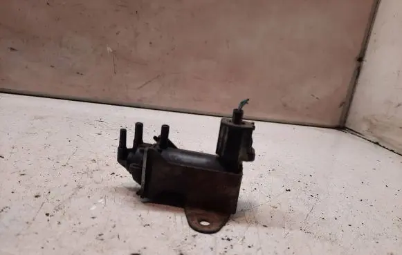 Ford Mondeo Mk III Turbo solenoid valve