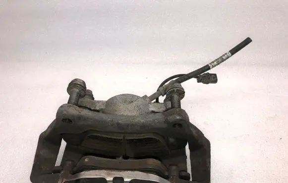 Audi A5 Sportback 8TA Front brake caliper 8K0105S