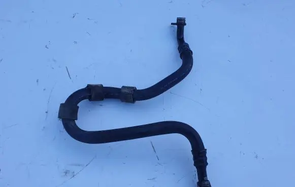 BMW M5 F90 Oil cooling pipe 8092201