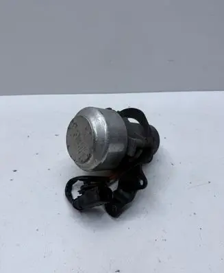 Porsche Cayenne (9Y0 9Y3) Vacuum pump 5Q0612181
