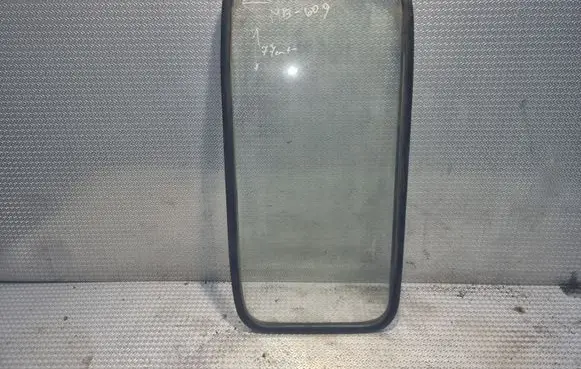 Mercedes-Benz 609 Rear windscreen/windshield window 