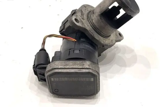 Mercedes-Benz E W211 EGR valve 00005320B1