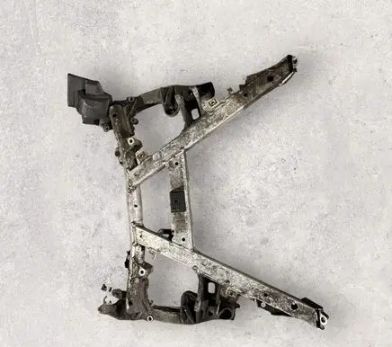BMW 5 E39 Front subframe 1092868