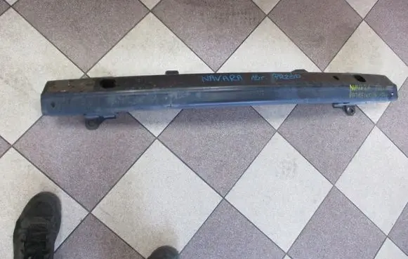 Nissan Navara Radiator support slam panel
