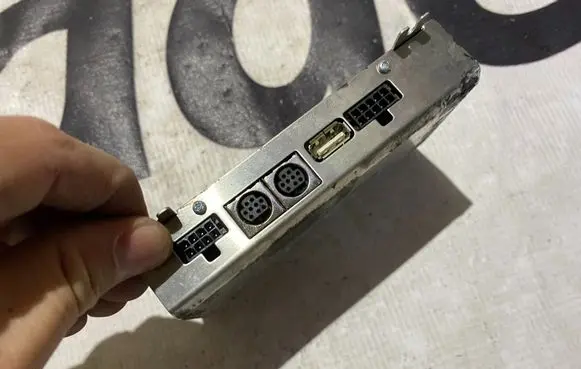 Audi Q7 4L Gateway control module 031492