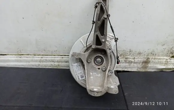 Tesla Model Y Front wheel hub 118831600D
