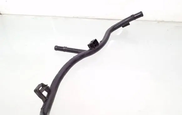 Volkswagen Golf VII Engine coolant pipe/hose 04e121070l