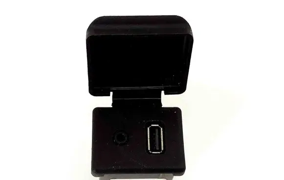 Opel Mokka AUX in-socket connector 20874710
