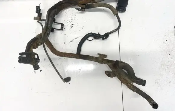 Hyundai Trajet Engine coolant pipe/hose